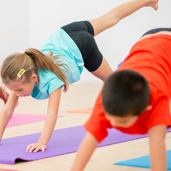 KIDS PARTNER YOGA